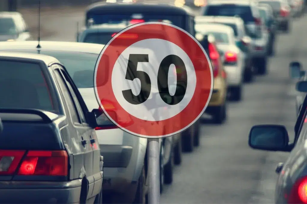 Périphérique parisien à 50 km/h